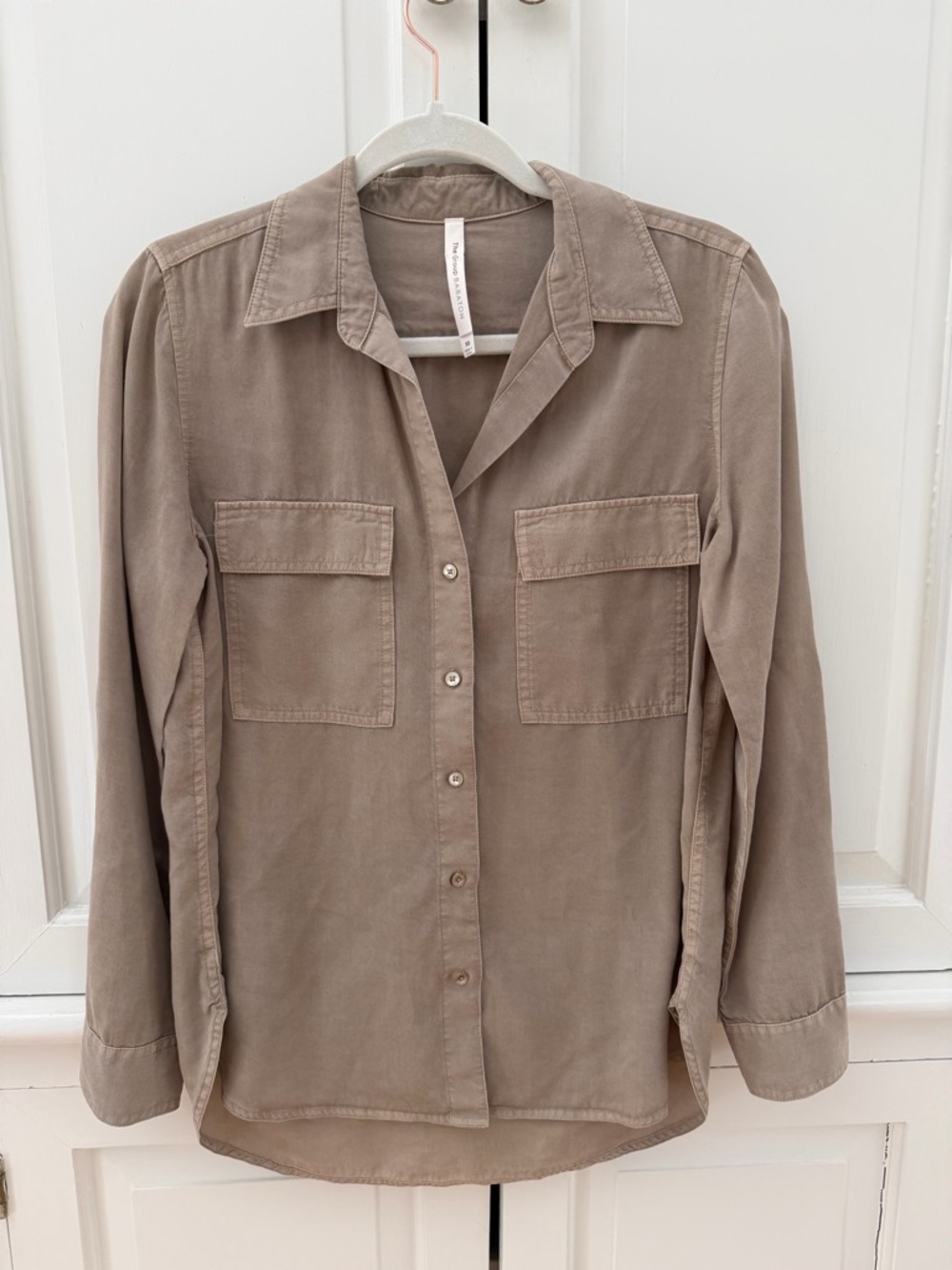 Babaton Aritzia Button Up Blouse Khaki Womens Lightweight Minimalist Top